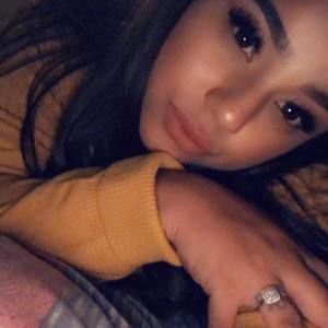 Meet your Posher, Roxanne